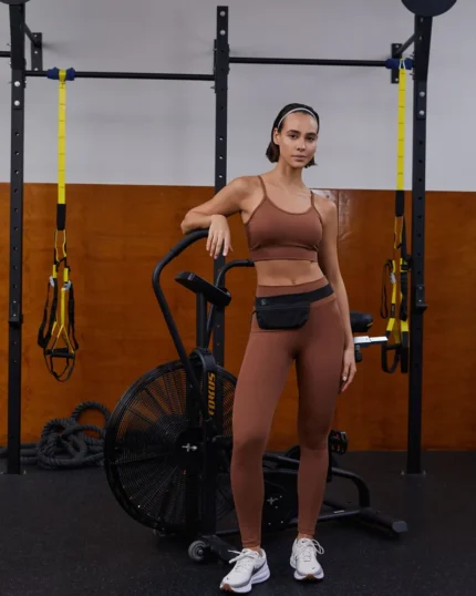 Conjunto Cloe fitness feminino marrom com top e calça em Fitmax New