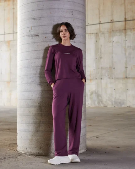 Conjunto Lia sem Fecho fitness feminino roxo com calça e casaco em Moletom MVS